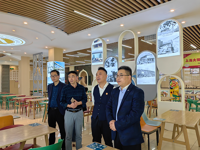 背景.png 背景.png