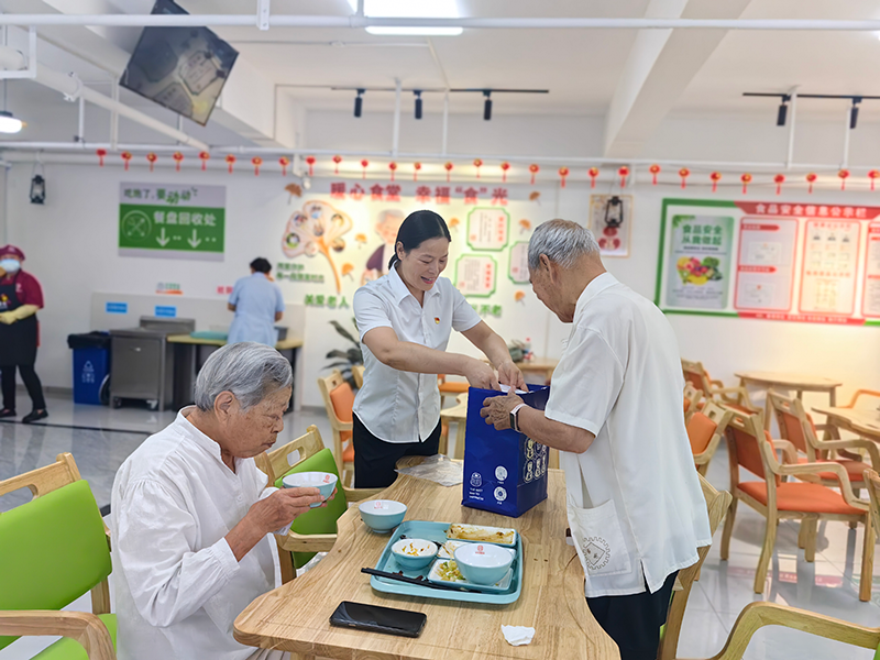 背景.png 背景.png